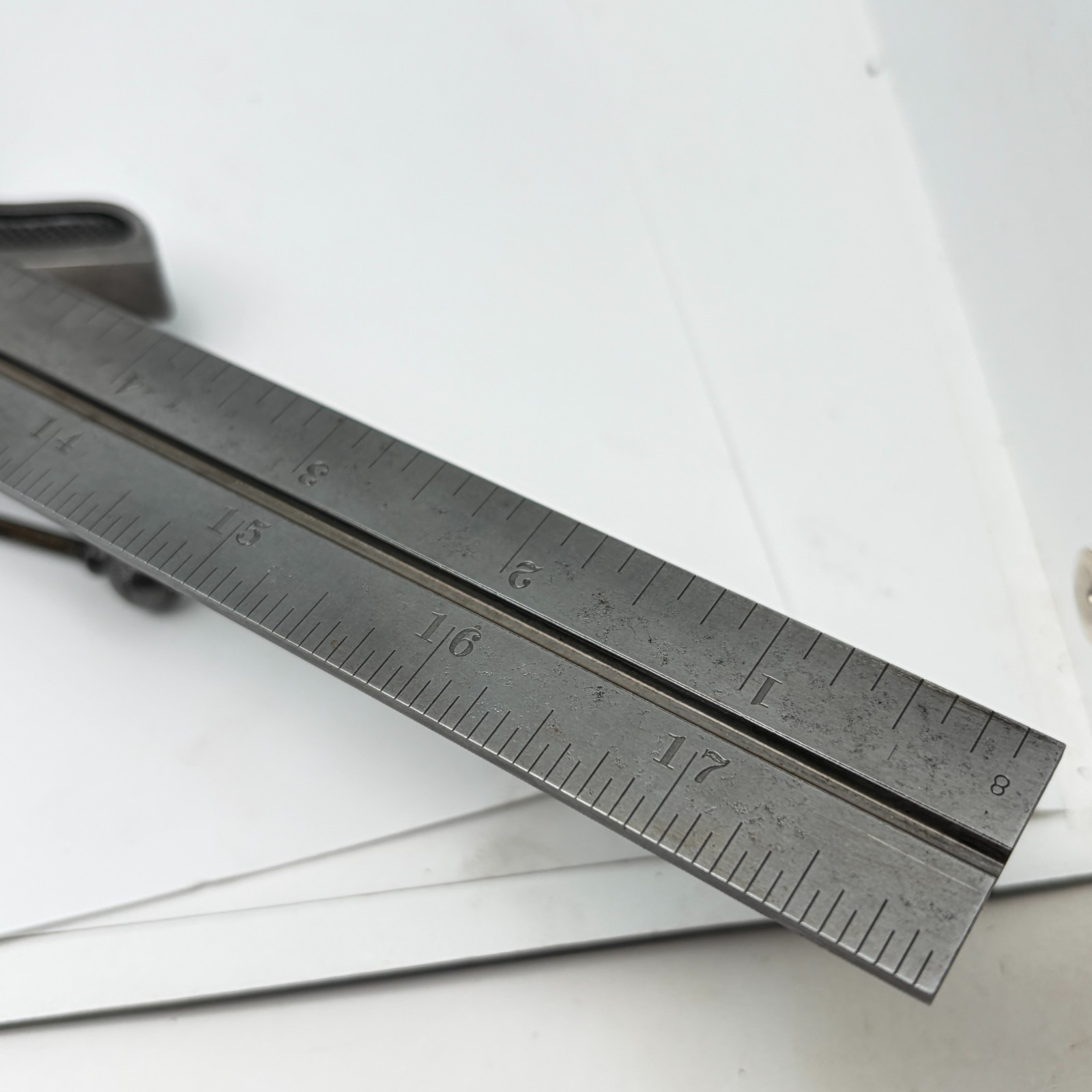 Preowned 18" L.S. STARRETT Comb. Square w/ Protractor Centerfinder - Machinists