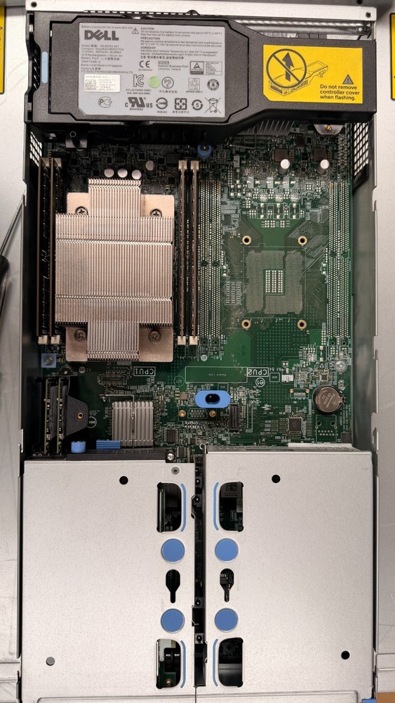 Dell EMC SC5020 Storage Array | No HDDS | 2x Storage Controllers | 2x PSU