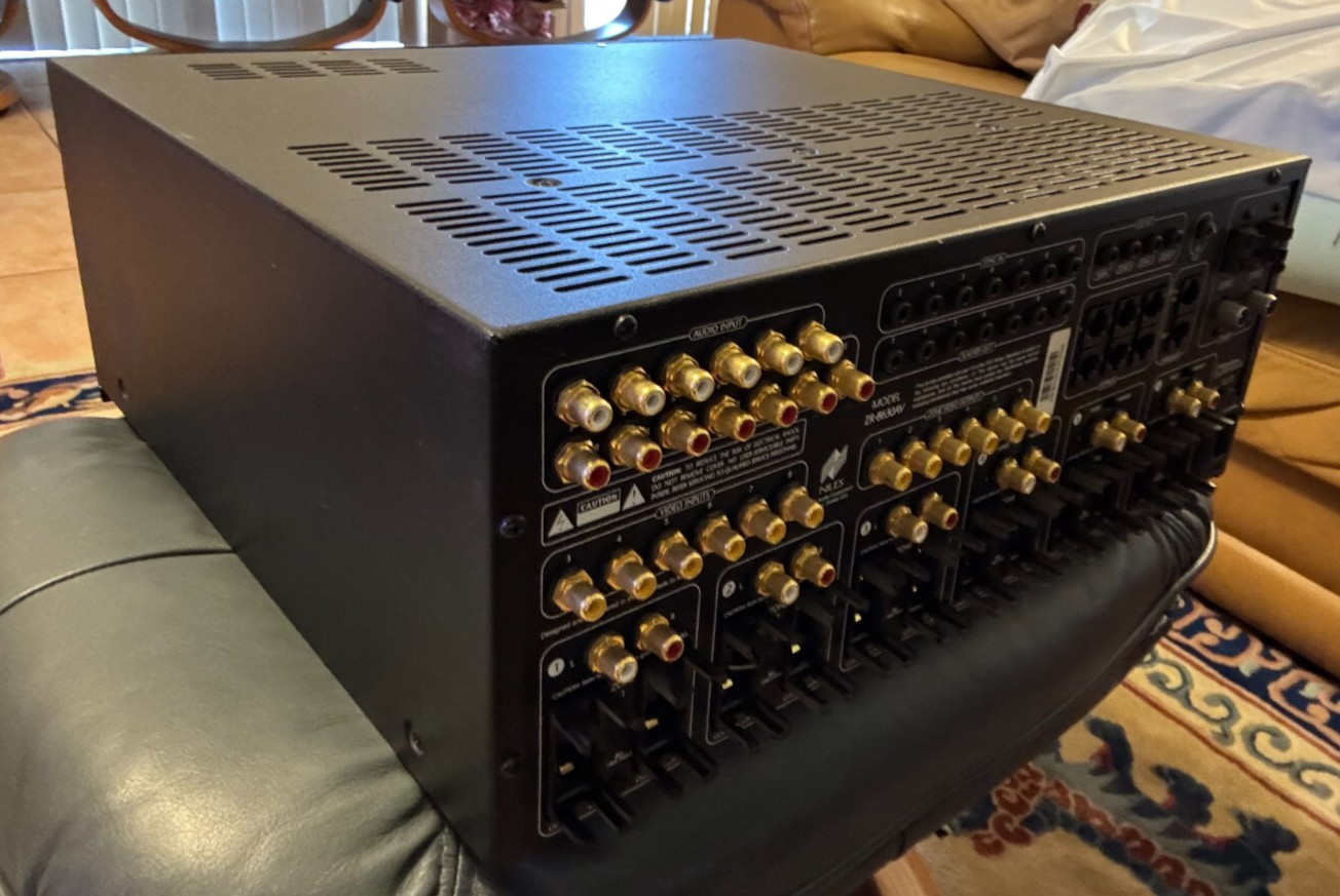 VINTAGE NILES ZR-8630AV MULTIZONE RECEIVER