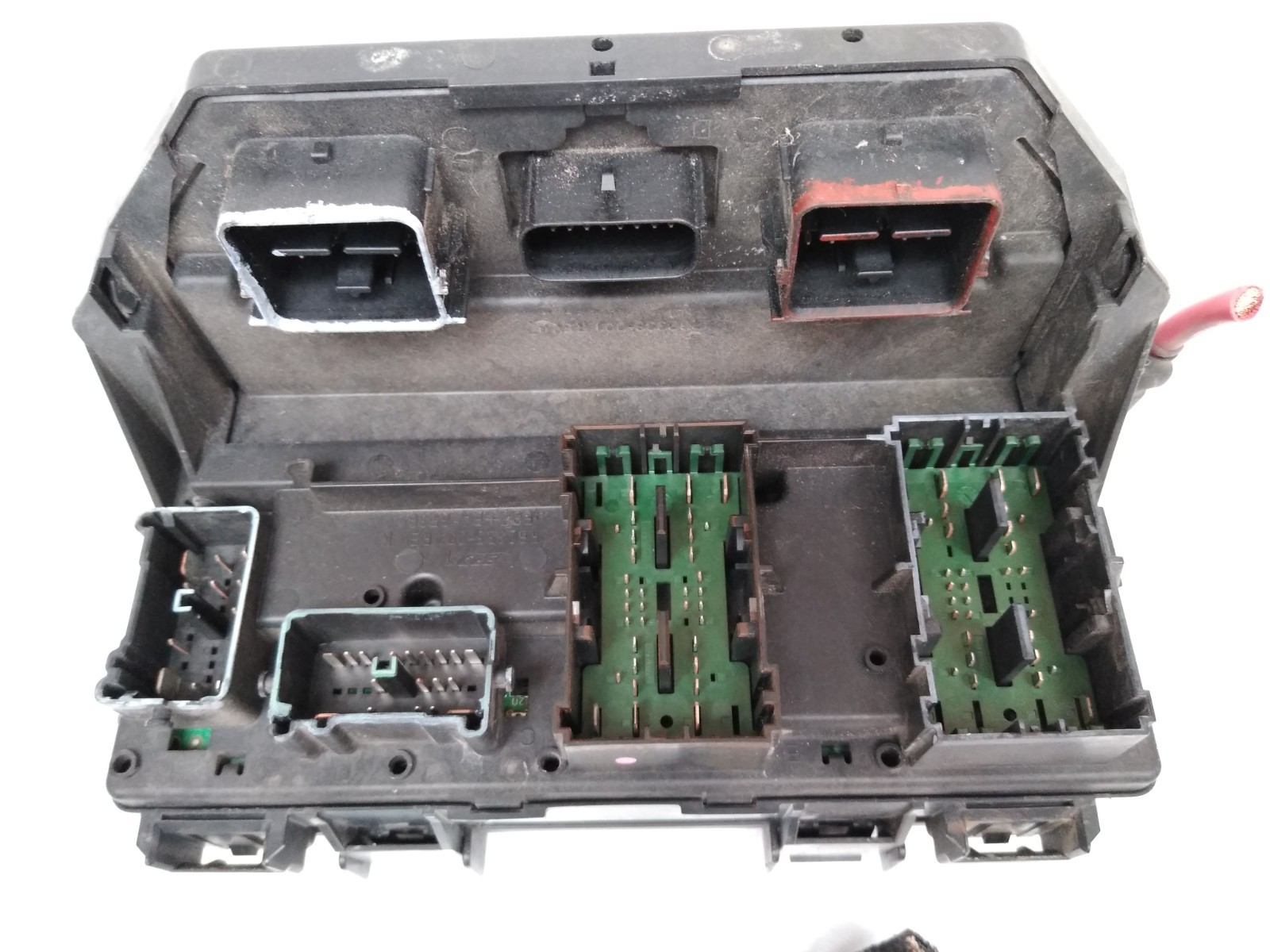 56049720AR Chrysler 2008 2009 Town & Country Fuse Box Engine Bay TIPM OEM J8