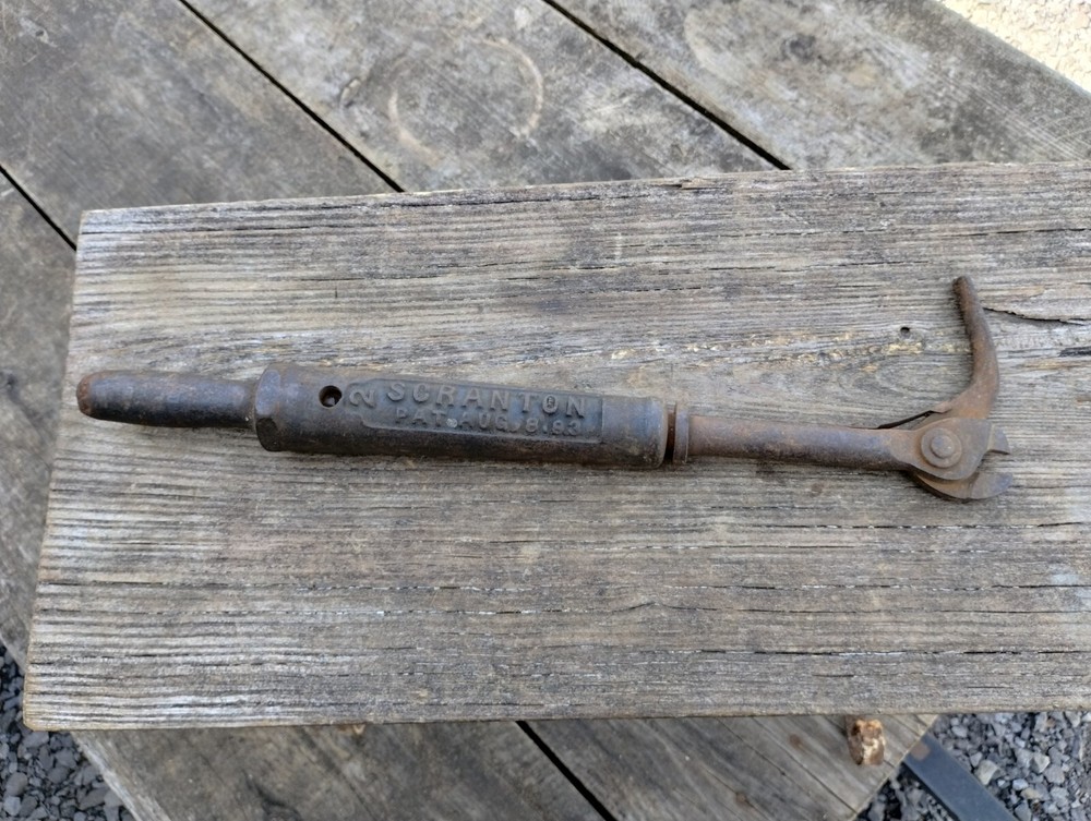Scranton No. 2 Cast Iron Nail Puller 1893