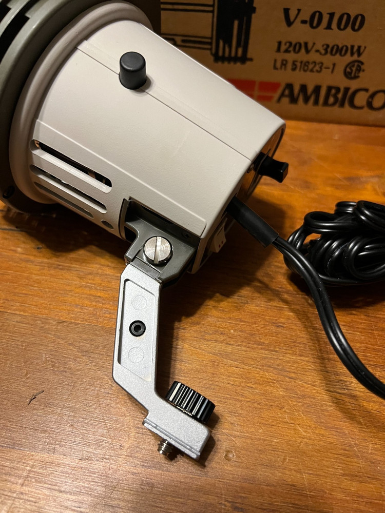 Ambico video light model V-0100 pristine condition