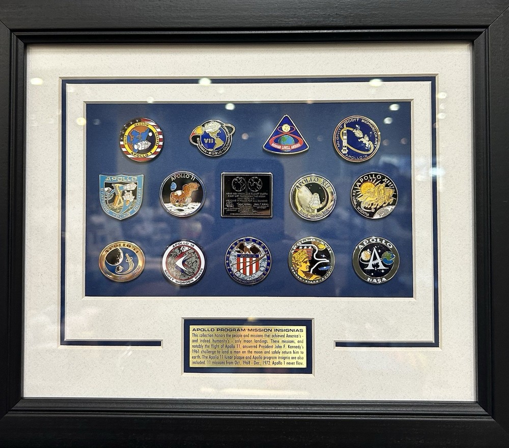 Apollo Missions Pin Set