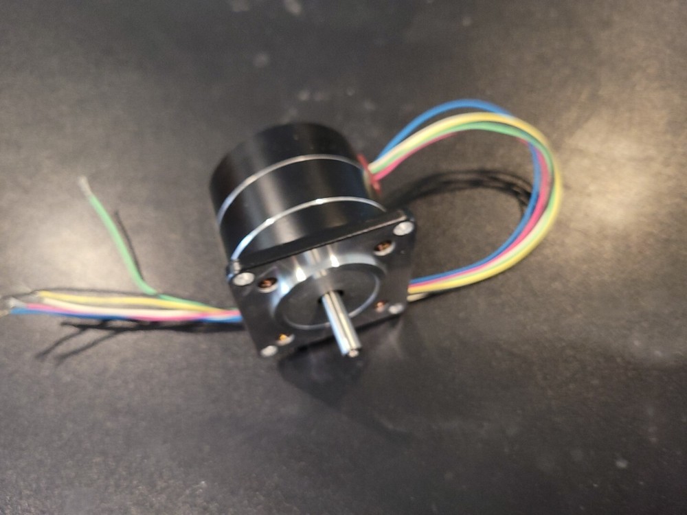 1PCS Orientalmotor Stepper Motor PH265M-31