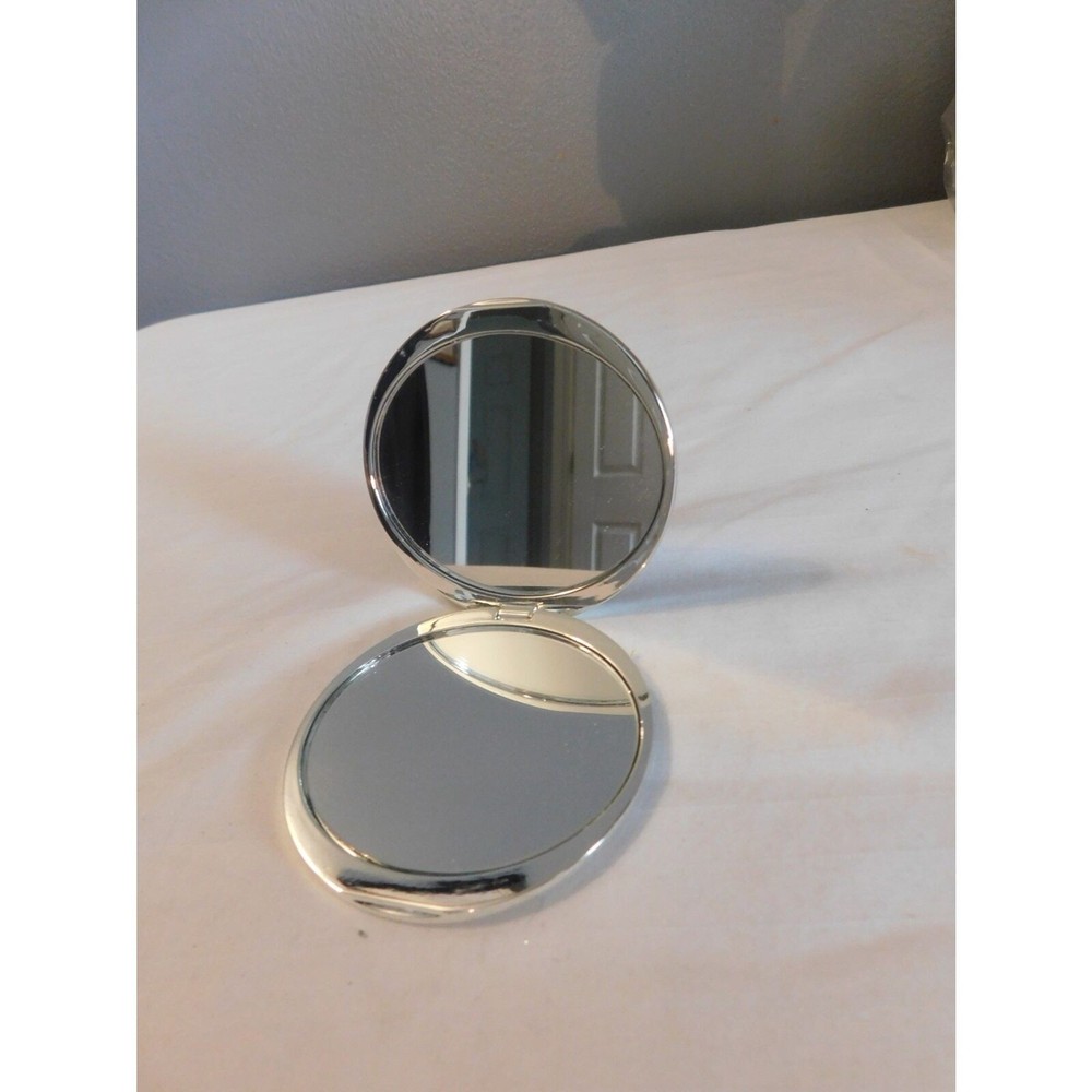 Lori Greiner Crystal Initial Compact Mirror with Magnification "V"