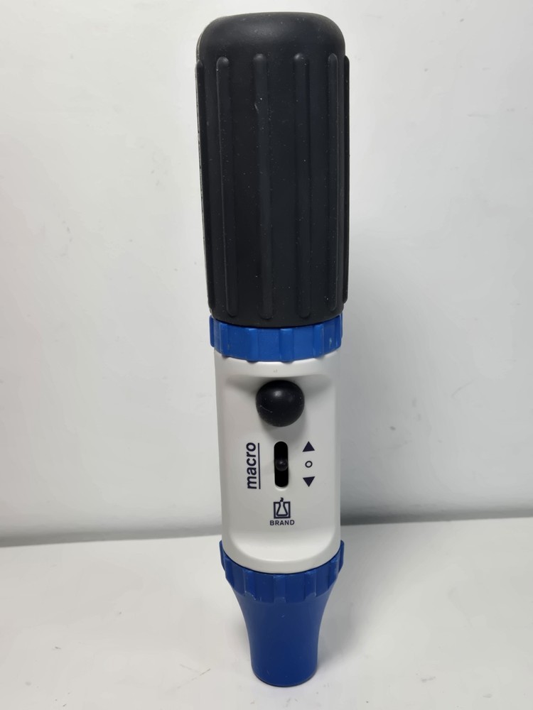 Macro Pipette Supplies Controller blue Brandtech