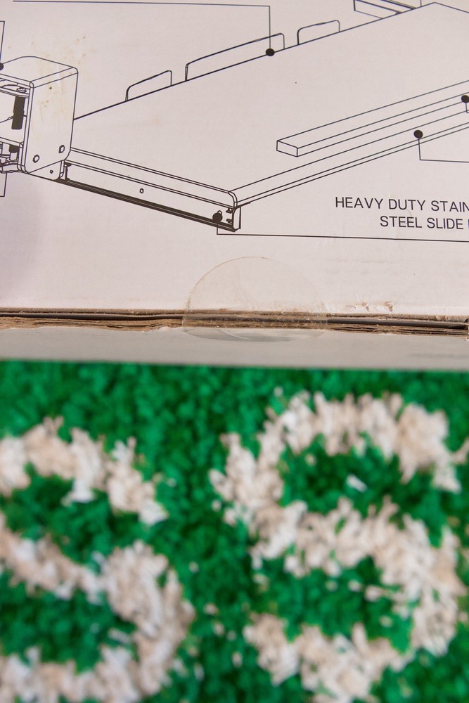 Laboratory 29 - UNDER DESK KEYBOARD TRAY