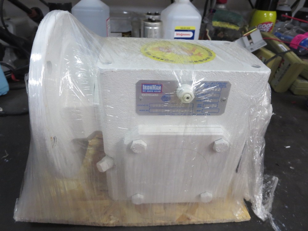 Leeson Ironman Speed Reducer Right Angle See Description & Pics Open Box NEW