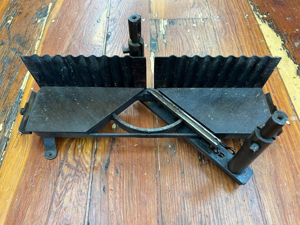 Goddell Pratt Miter Box 1904