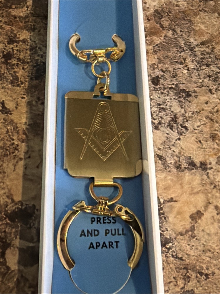 FREEMASON MASONIC PRESS & PULL-A-PART KEYCHAIN