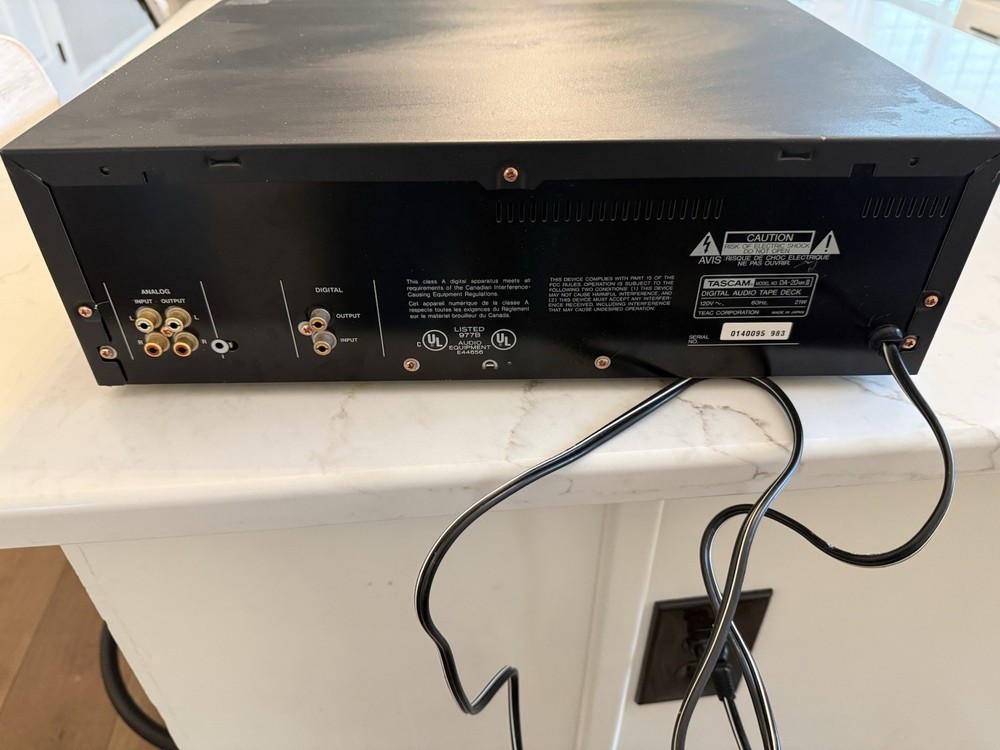 Tascam DA-20 MKII DAT Deck Machine Digital Recorder Professional Grade
