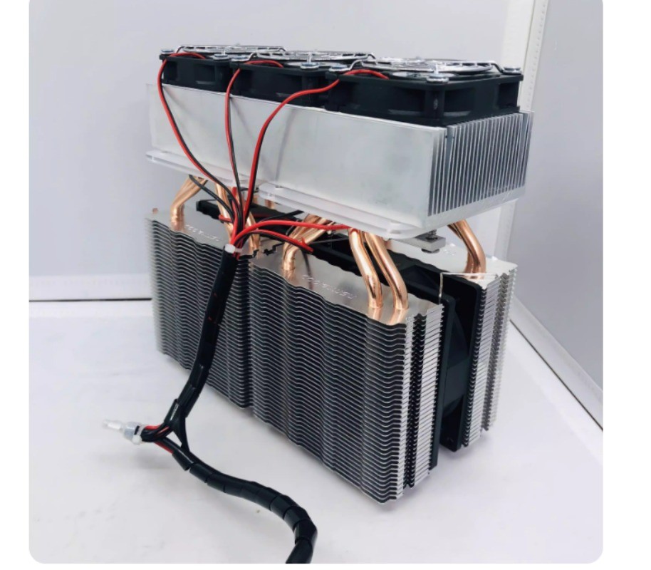 DIYRefrigerator: High-PowerSemiconductor Cooling Plate for CompactRefrigerators.