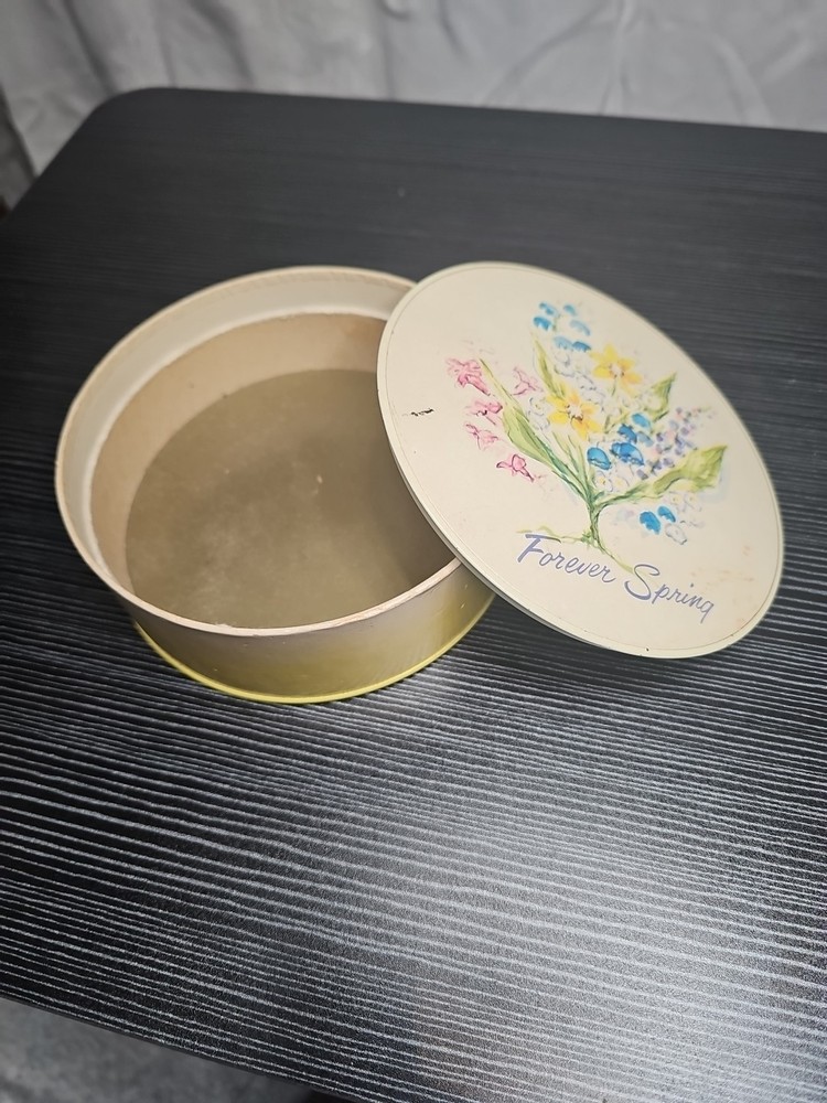 Vintage Avon Beauty Dust Dusting Powder 6oz Empty Container