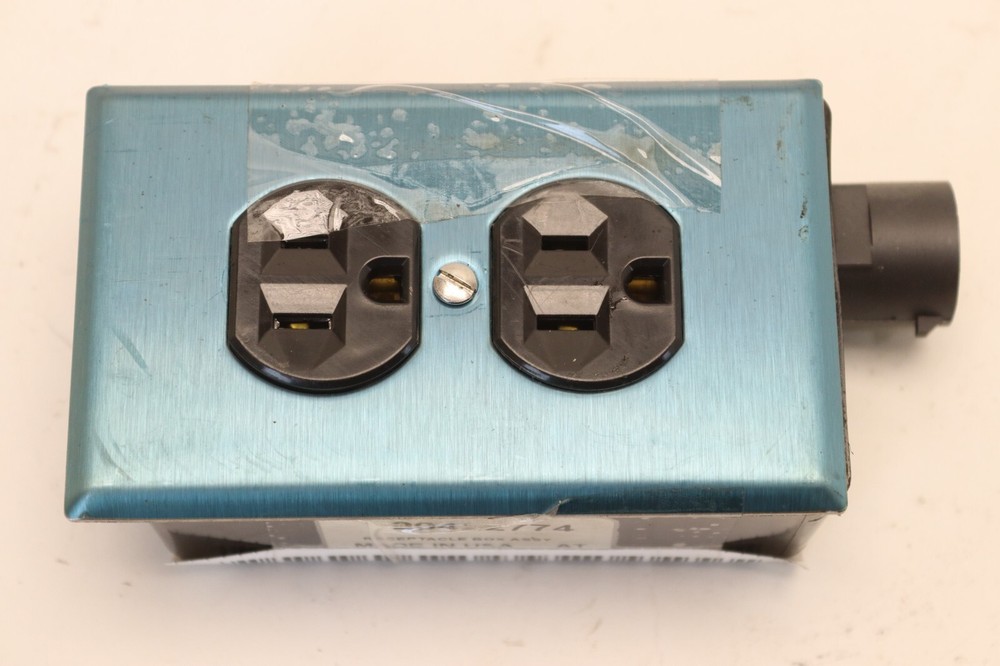 2019-2023 VOLVO VNL 760 D13 RECEPTACLE BOX MODULE UNIT OEM