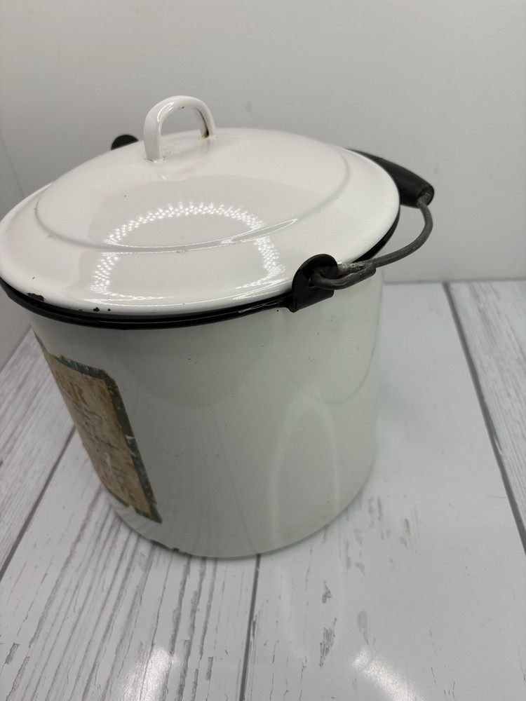 Flintstone Lisk White enameled ware Wood handle Sterilizer Pot Pasteurizer￼