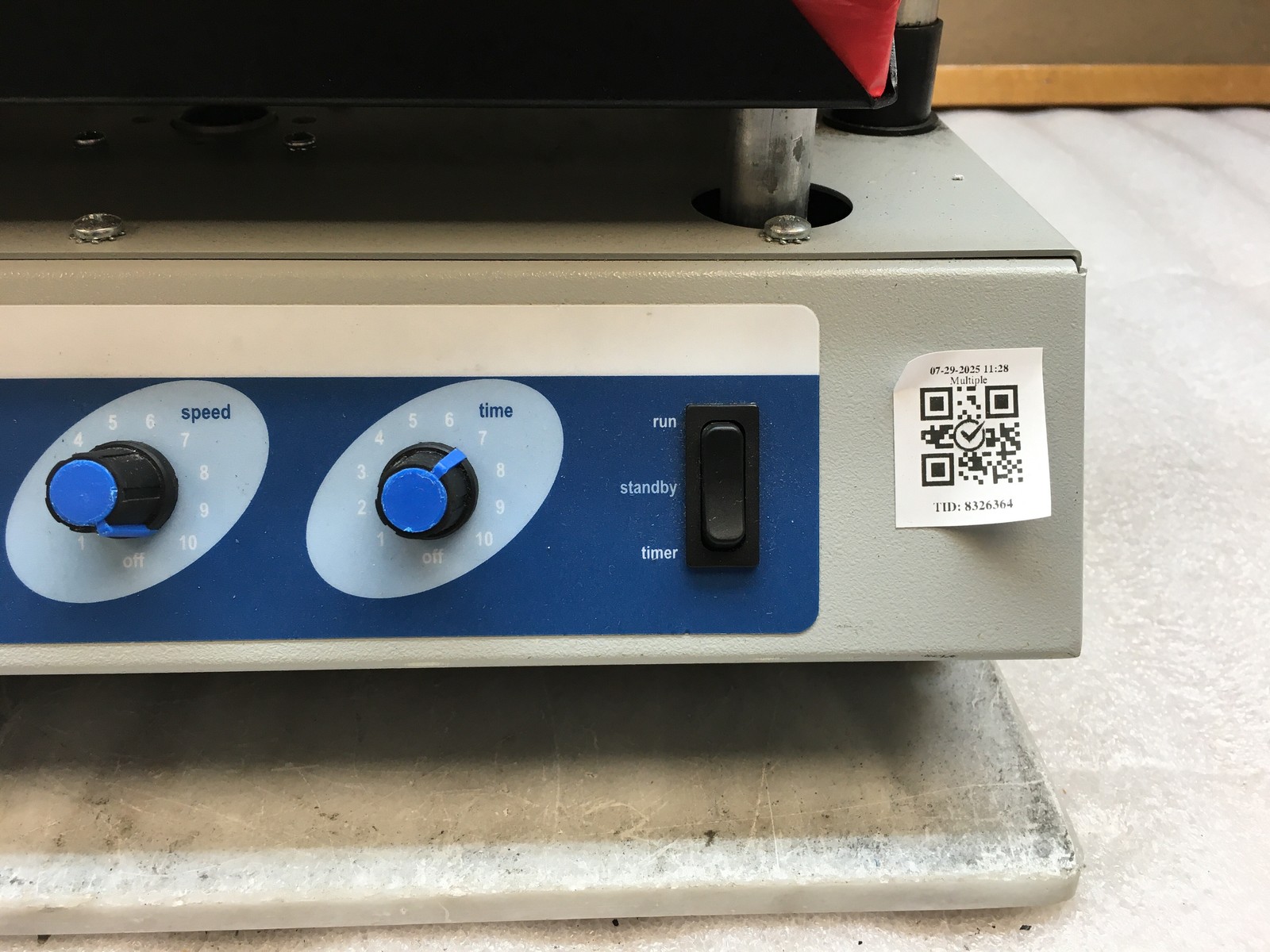 VWR Scientific Products VX-2500 Multi-Tube Vortexer 58816-115 945057