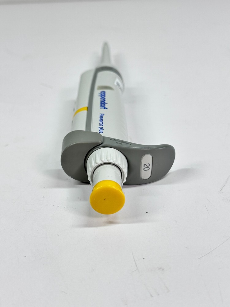 Eppendorf Research Plus Adjustable Volume, Single Channel Pipette 200 uL