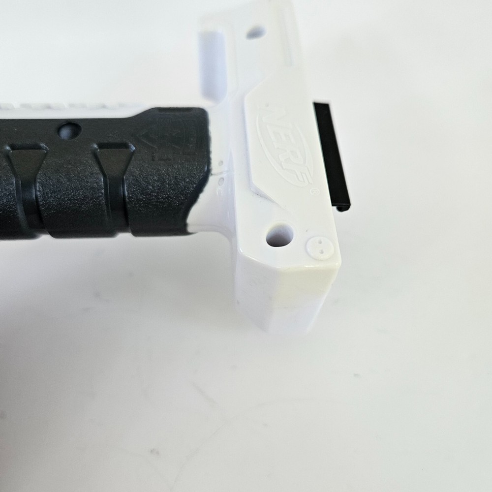 Nerf N-Strike White Elite Retaliator Pump Handle Grip Foregrip Accessory Part