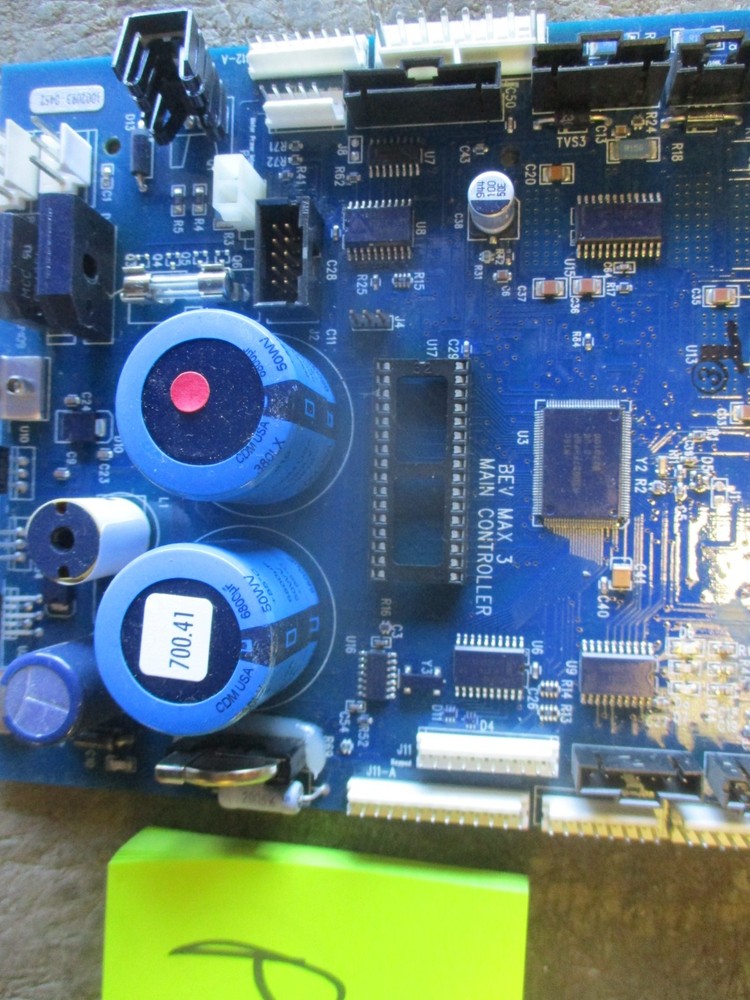 Used Dixie-Narco Bev Max 3 Main Controller, for Glass Front Vendor Soda Machine