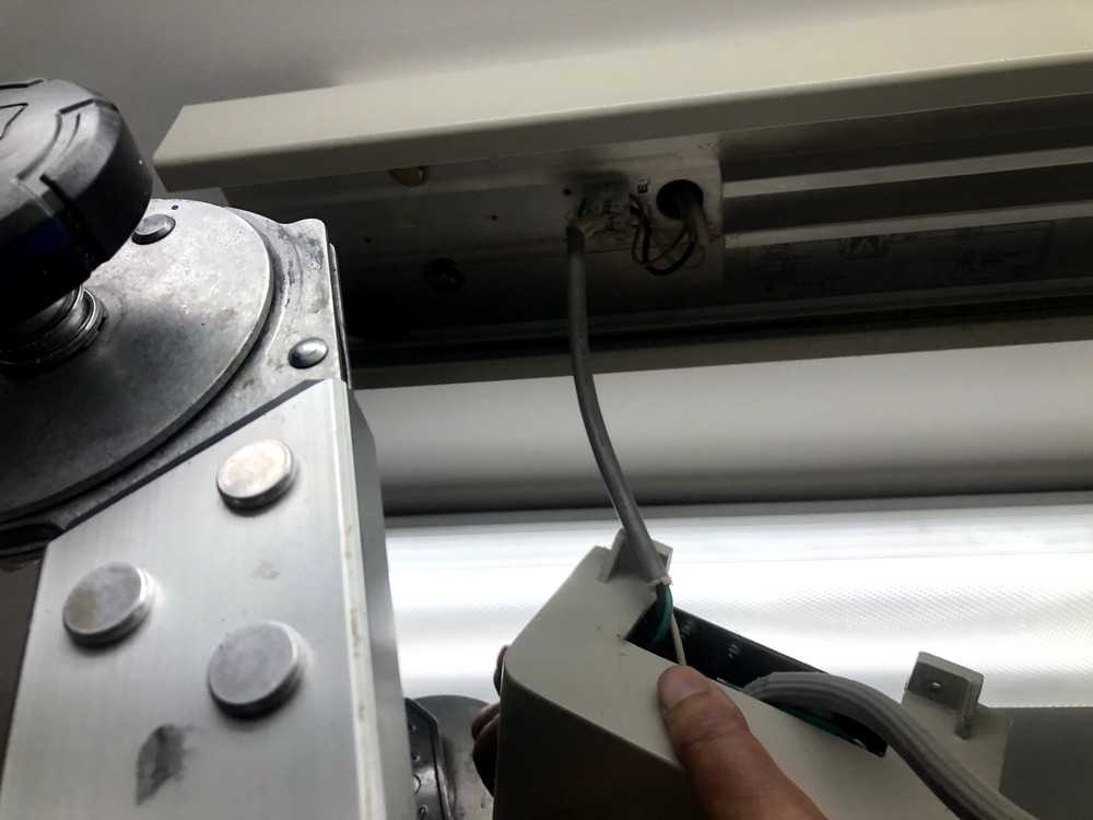 A-Dec Dental Ceiling Mount Light - single Trak, full functional