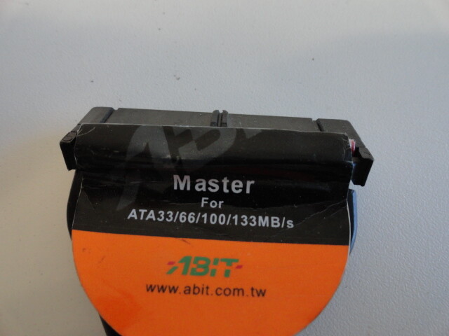 L15: ATA33 HardDrive Cable