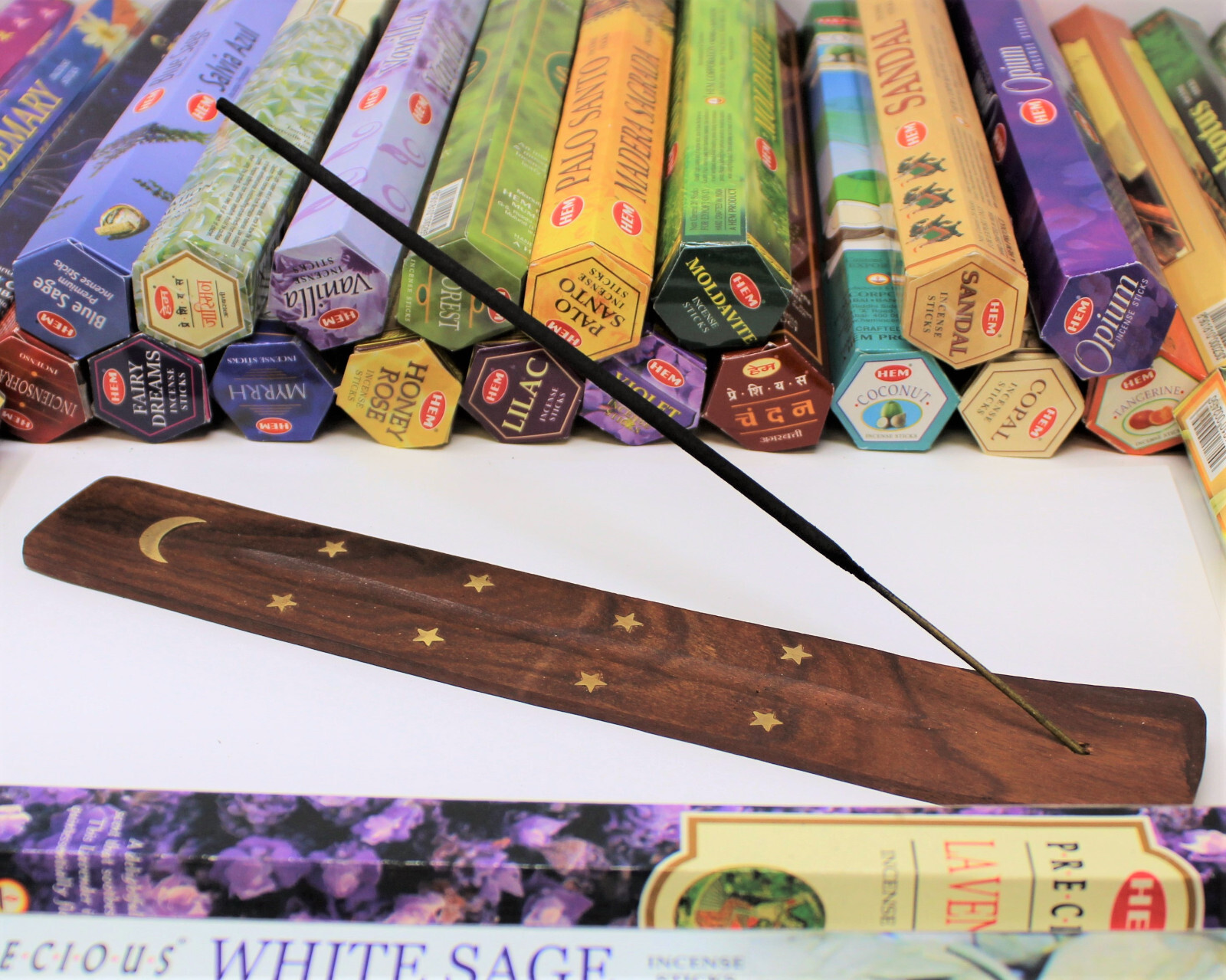 Hem Incense: Pack of 20 Sticks. CRAZY SALE OFFER - BUY 4 GET 4 FREE!