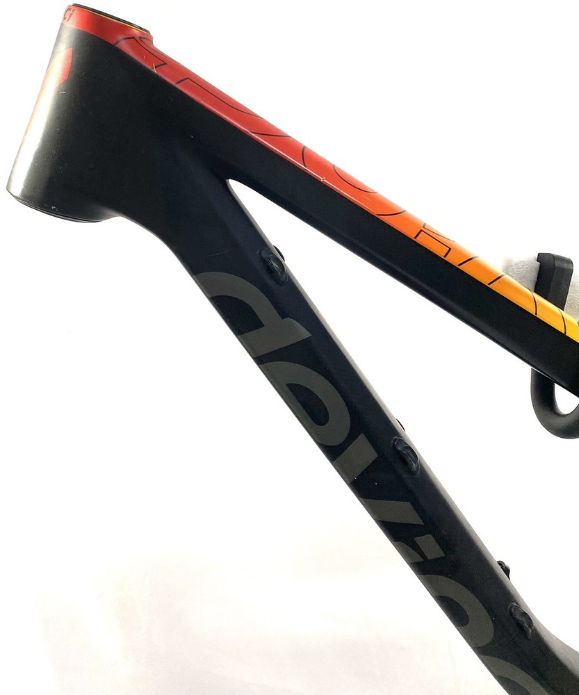 Used 2015 Devinci Wilson Carbon Frame - 26”