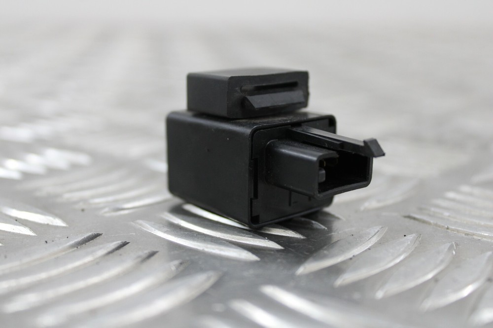 Yamaha XSR 700 2017 indicator flasher relay 2016 > 2020