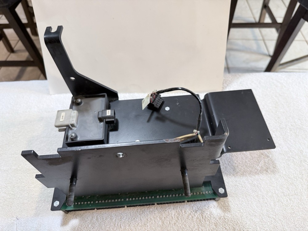 Crown Disturbution Panel P/N: AC2017020008