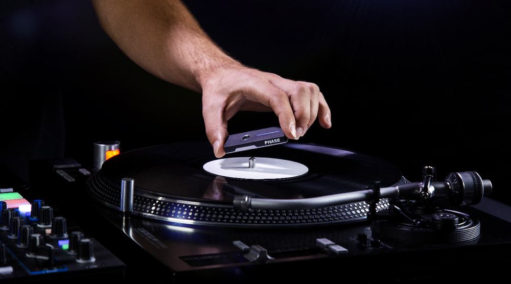 MWM Phase Essential Wireless DVS 2 Remote DJ System New!