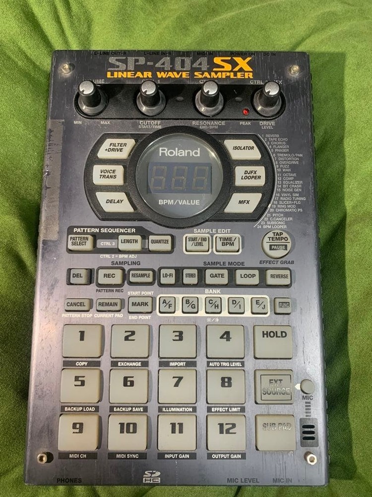 Roland SP-404SX COMPACT LINEAR WAVE SAMPLER Operation confirmed Used