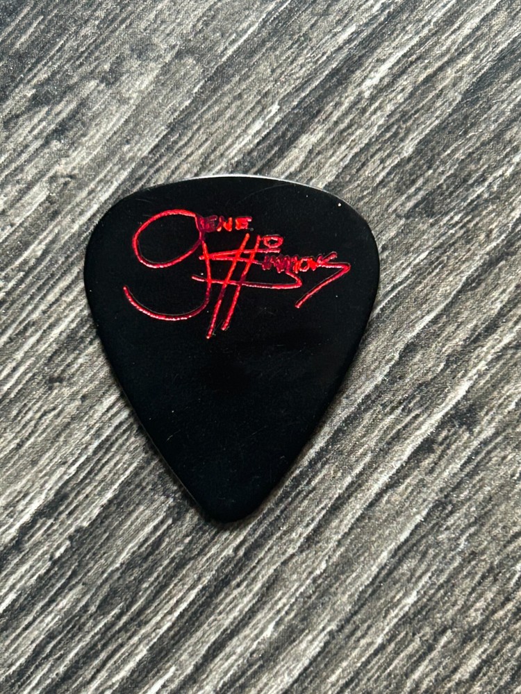 KISS Guitar Pick GENE SIMMONS Alive Worldwide Reunion Black Red Prism Vintage