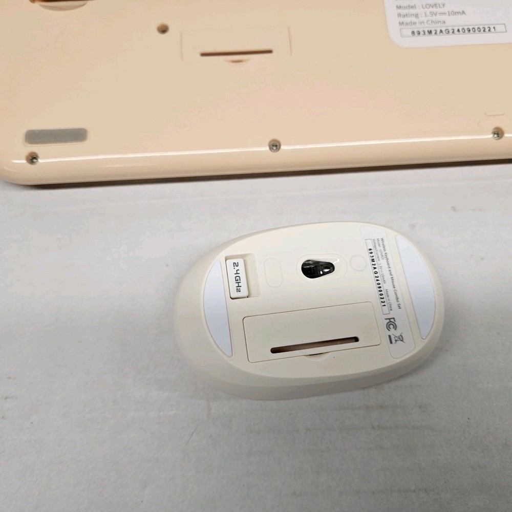 Lovely Wireless Keyboard And Mouse Combo Set