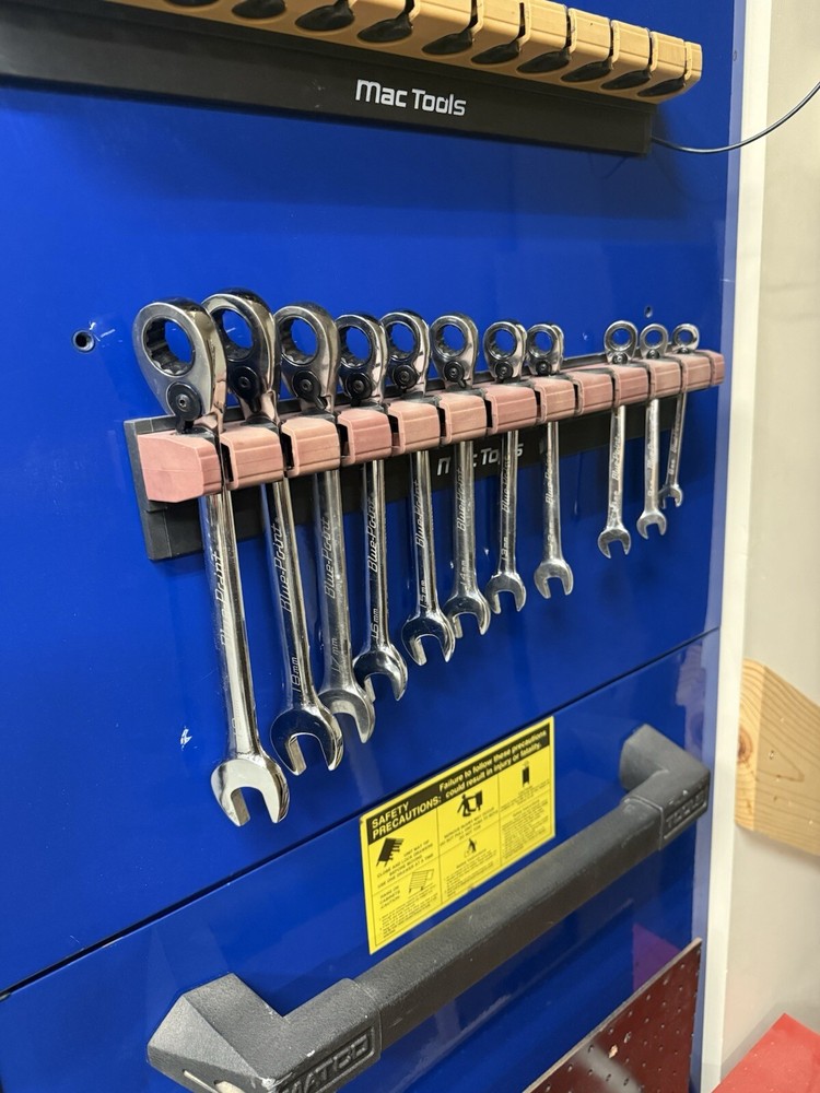 Mac Tools Hanging Wrench Holders Pair (no Tools)