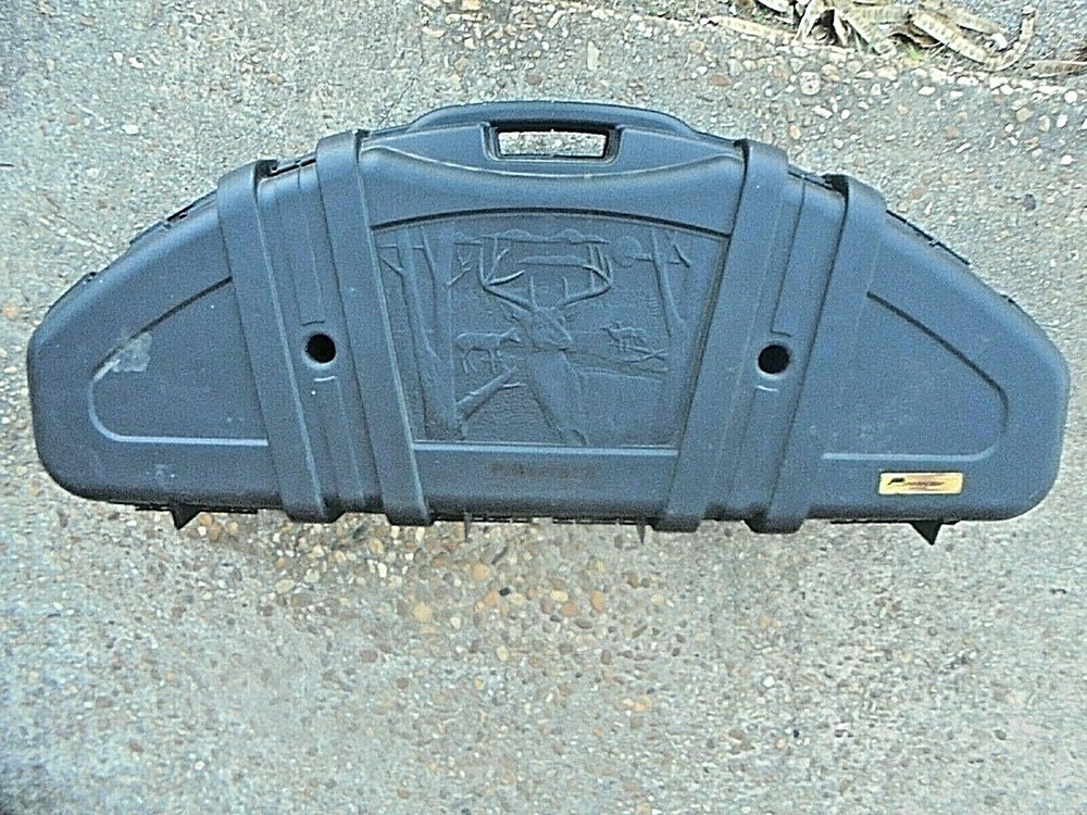 PSE NOVA COMPOUND BOW WITH CASE