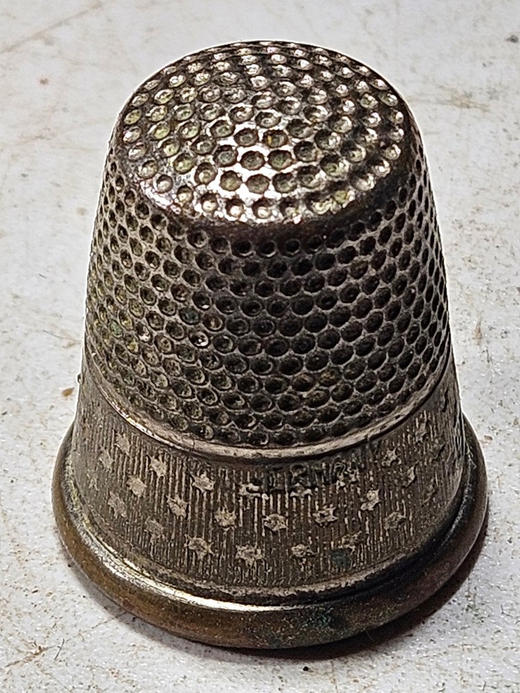Victorian Era Sterling Silver Star Pattern Thimble Antique Sewing Accessory