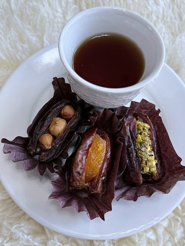 Stuffed Dates