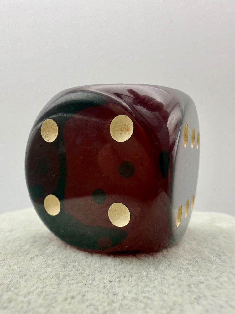 Vintage Cherry Bakelite Dice 45. Gr
