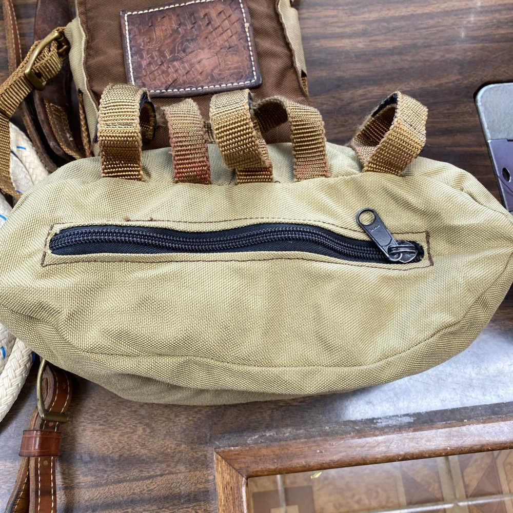 HEADSTALL, REINS, SNAFFLE, POMMEL BAG, CANTEEN