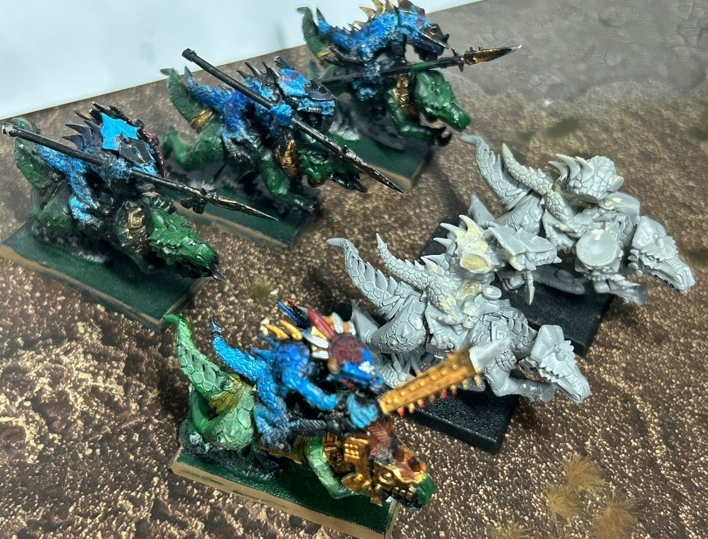 Warhammer The Old World Saurus Cavelry / AOS Seraphon Part Painted & Assembled