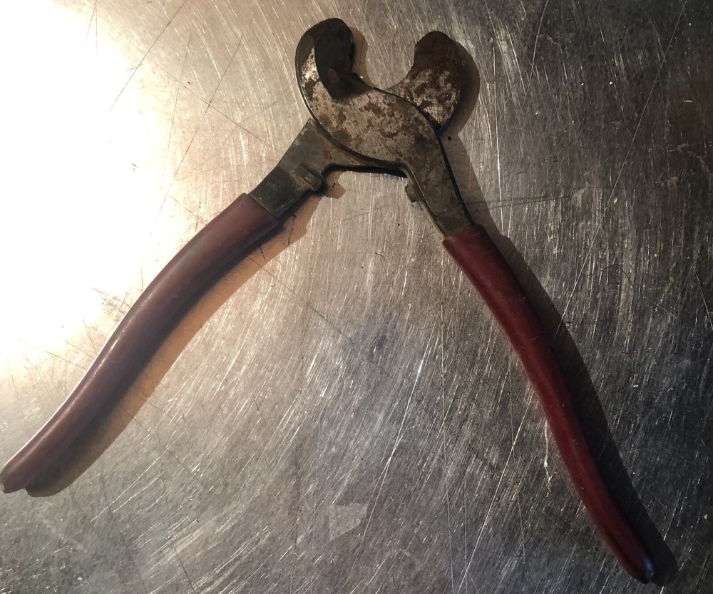 Klein Tools Cable Cutter Blade Is Sharp And Cuts Fine Great Condition
