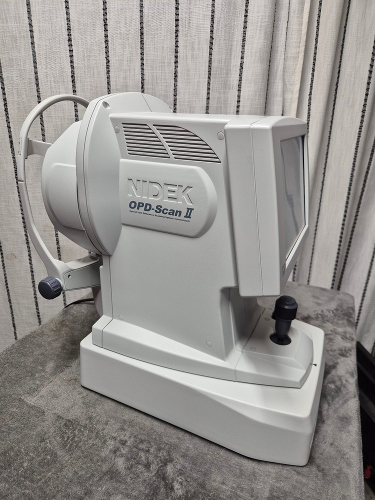 NIDEK ARK-10000 OPD-Scan II Optical Path Difference Scanning System