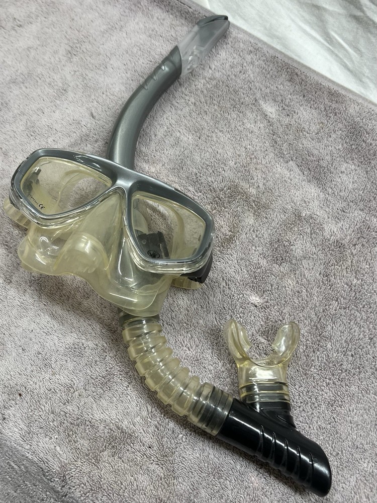 Scuba Diving  Mask and Snorkel Kit