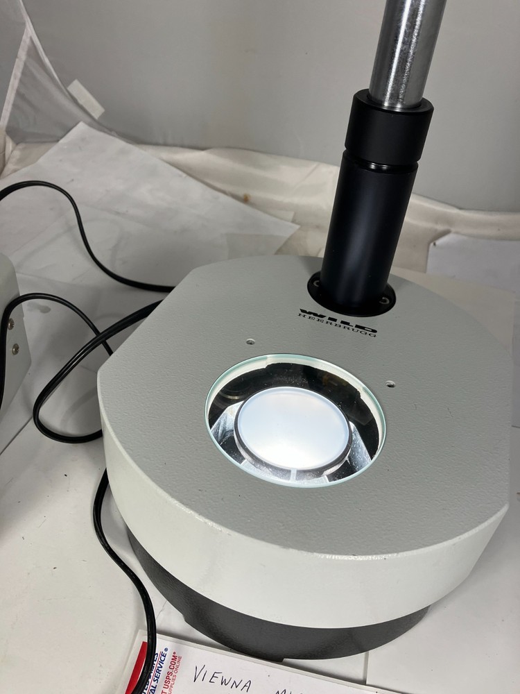 Wild Microscope transmitted light base Stand with Leitz 0- 14v power supply