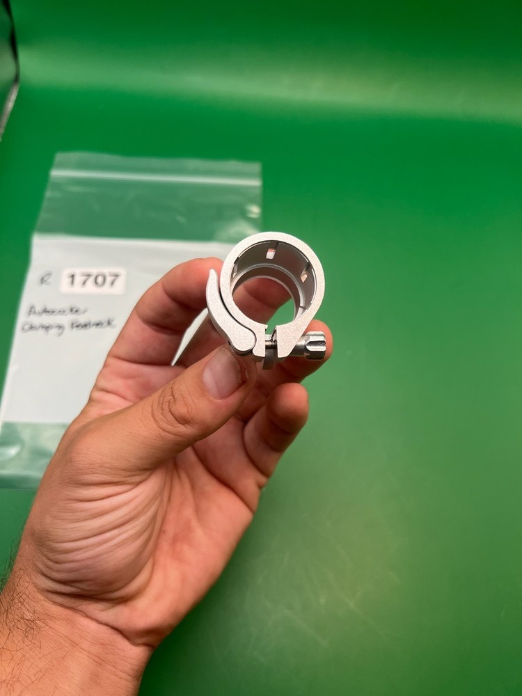 Autococker Clamping Feedneck