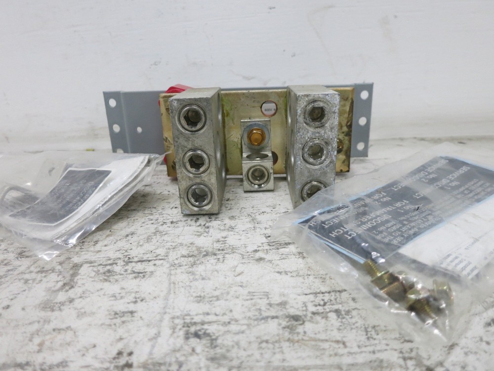 NEW Square D DT600NKD 600A Solid Neutral Assembly Kit Double Throw Safety Switch