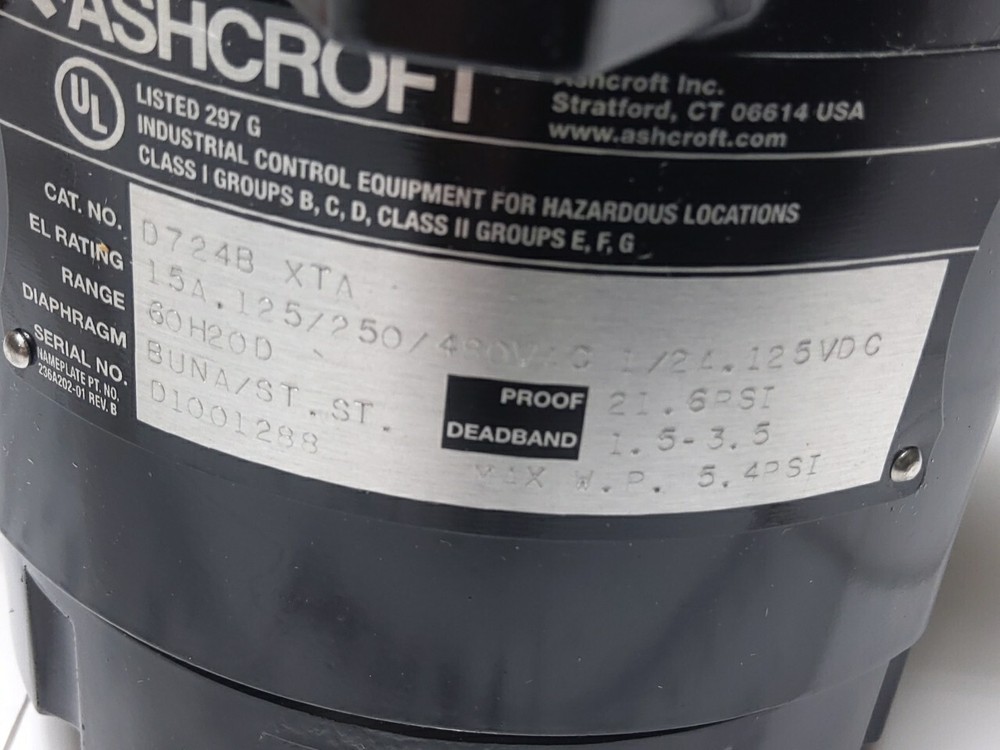 ASHCROFT D724BXTA DIFFERENTIAL PRESSURE SWITCH (NIB)