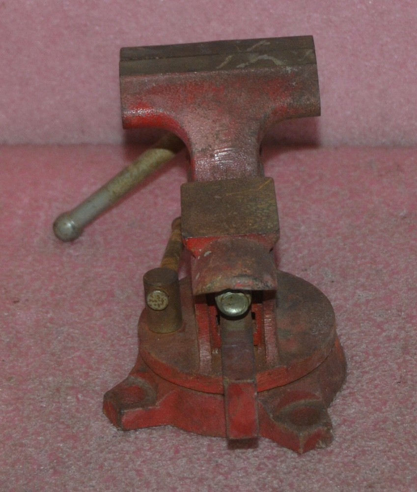 Vintage Sears 3 1/2" Vise Model 5178.