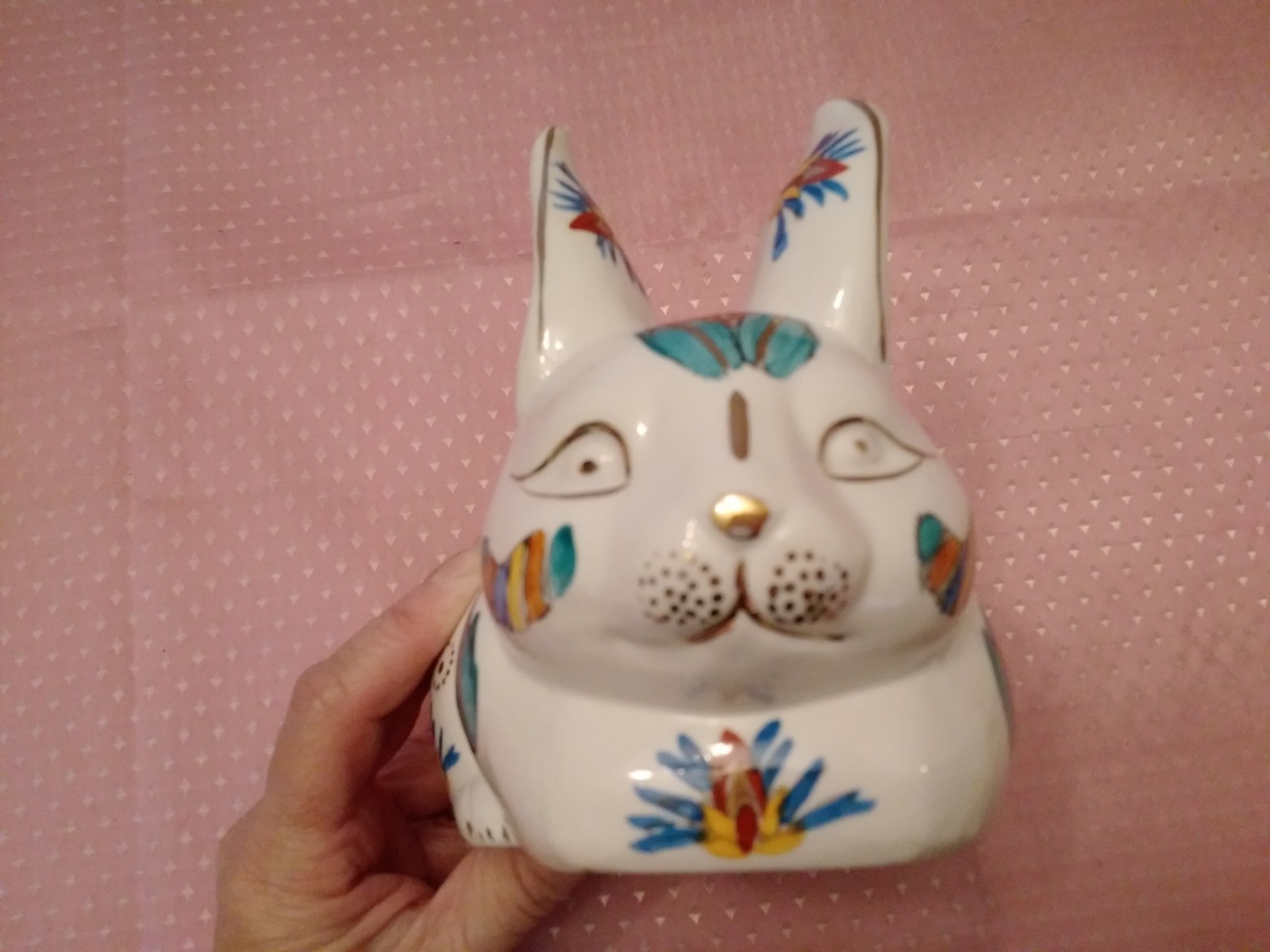 Imari Style Rabbit Japanese Hand Painted Porcelain Floral Design Gold Accents