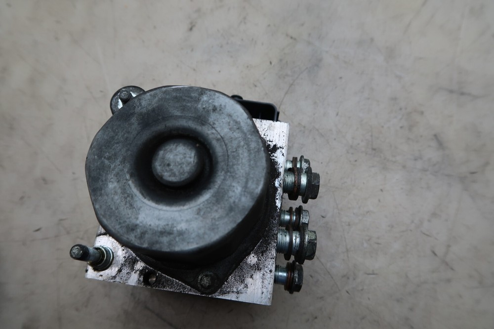 14 HARLEY DAVIDSON STREETGLIDE TOURING ABS PUMP MODULE E-2609